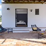 Special Farmstay, Faia-guarda