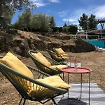 Special Farmstay, Faia-guarda *