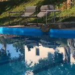 Special Farmstay, Faia-guarda
