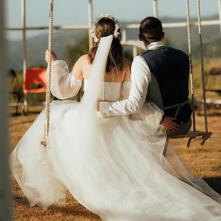 Special Farmstay, Faia-guarda *